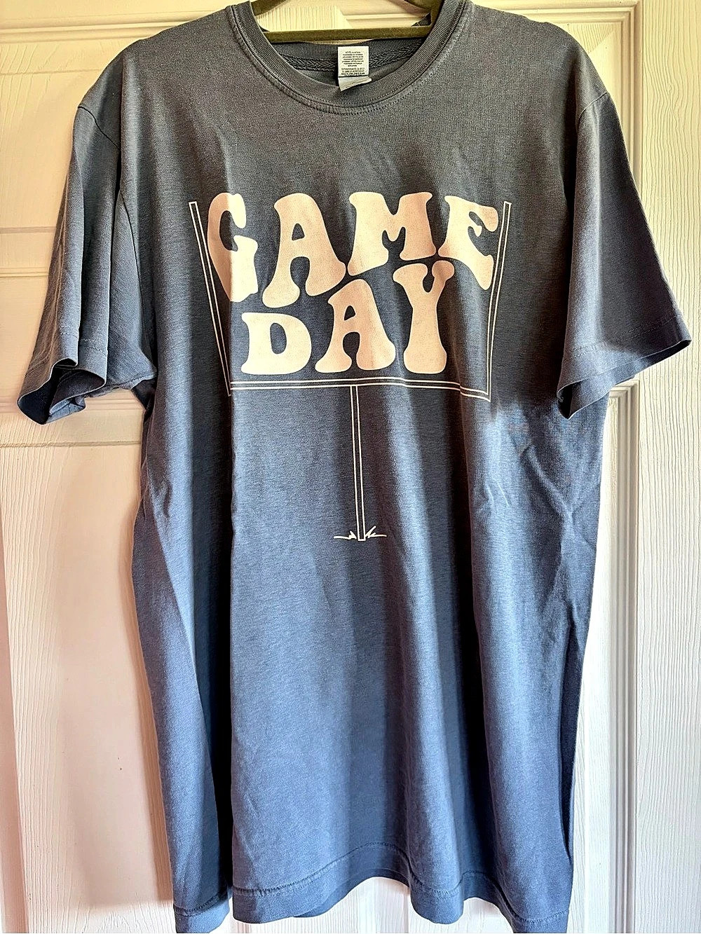 Game Day Tee Size Medium Like New